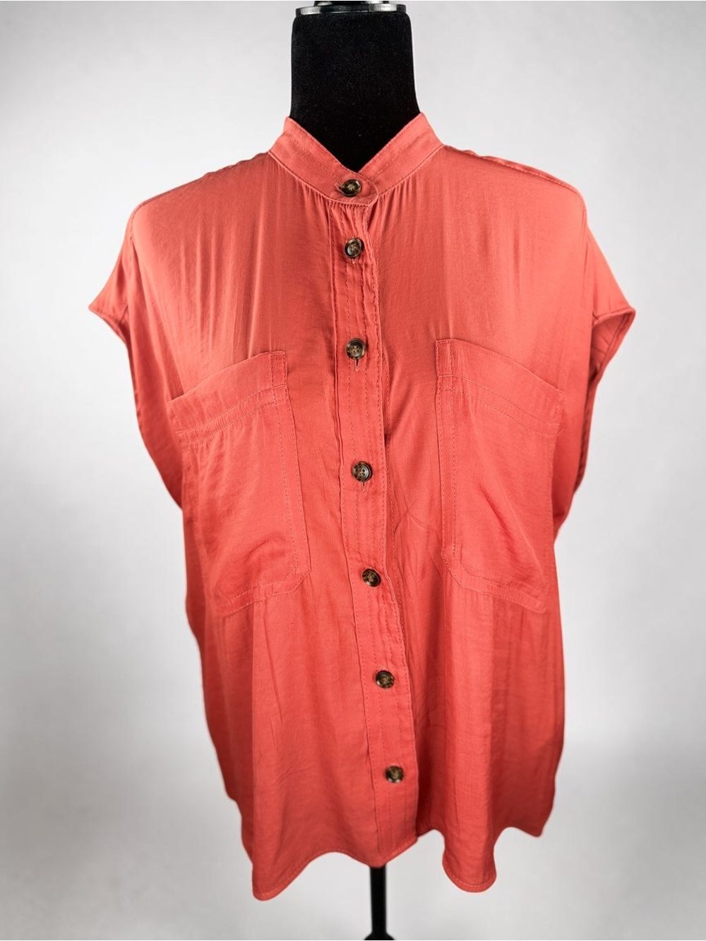 Banana Republic Womens Large Coral Sleeveless Safari Shirt Button Front Pockets